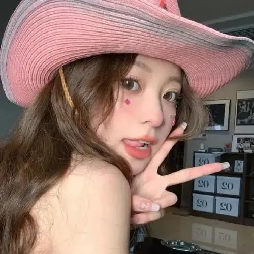 独家爆料：某影后之女晒豪宅名表，工作室声明未澄清，整整一周